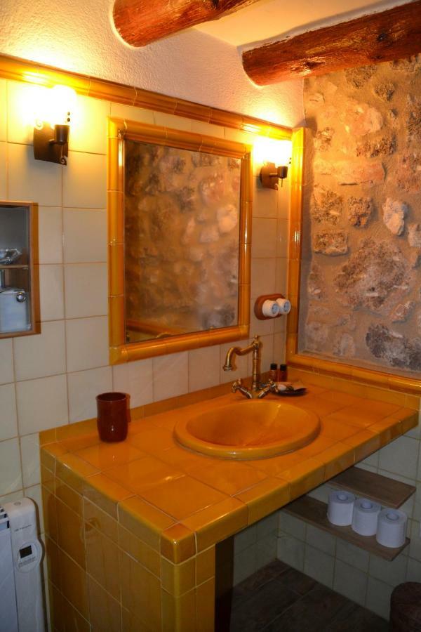 Can Font Guest House Siurana  Exterior photo